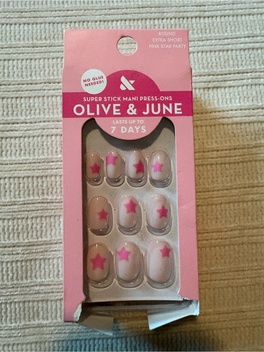 Olive & June Pink Star Party Superstick Mani Press-On Nails Extra Short Round